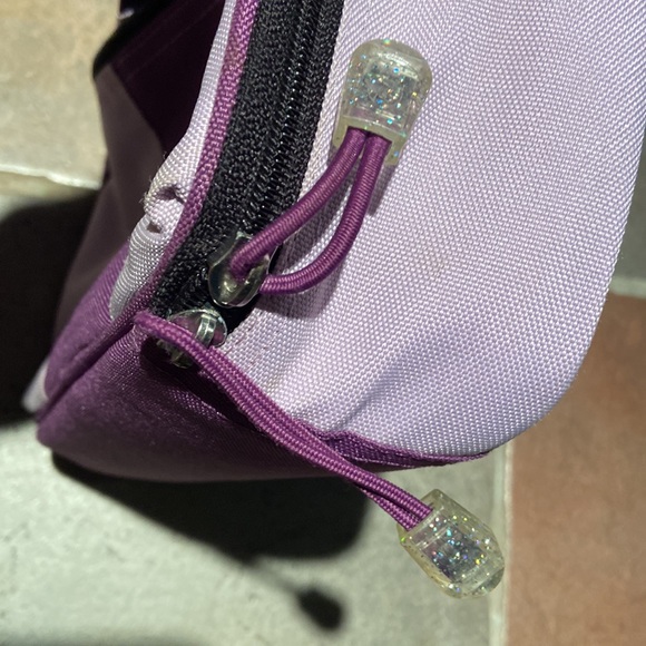 Old Navy insulated lunch box with Shoulder strap purple school or work - Picture 6 of 16